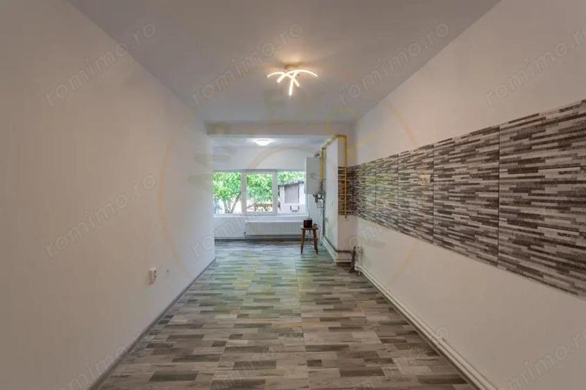 Casă cu 1 camere cu Teren 491 Mp în Uiasca