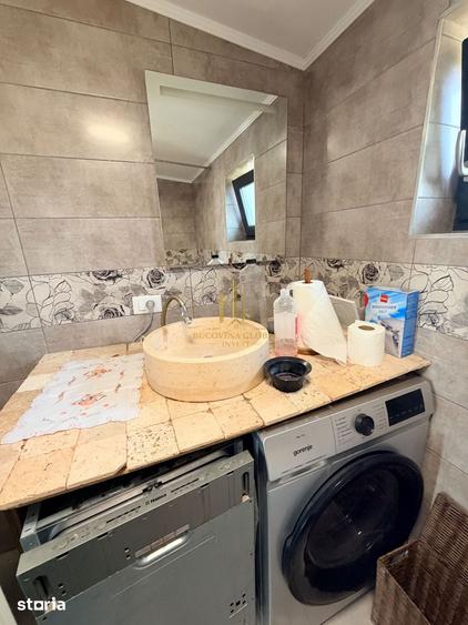Casă cu 6 camere cu Teren 202 Mp în Central