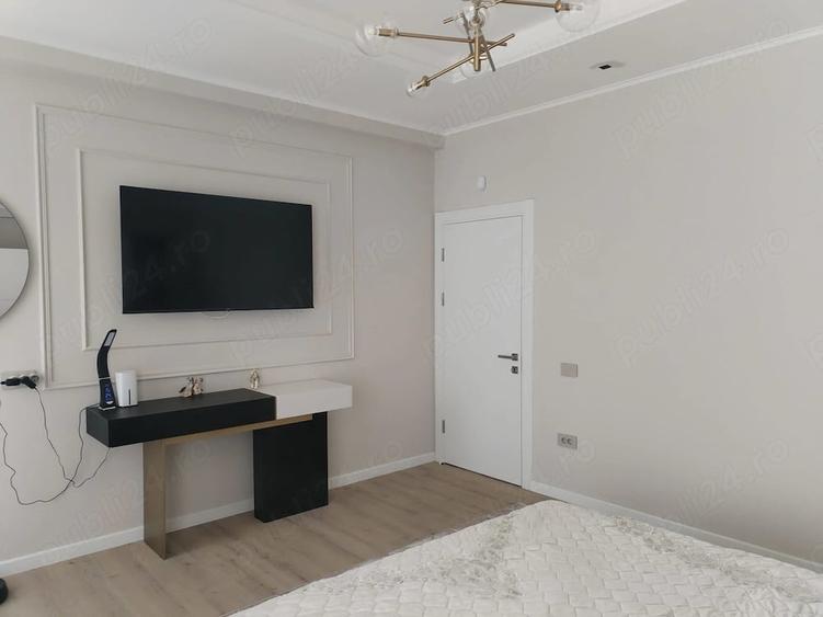 Casă cu 4 camere cu Teren 400 Mp în Central