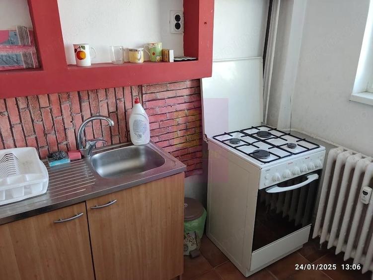 Garsonieră semidecomandată în Vitan
