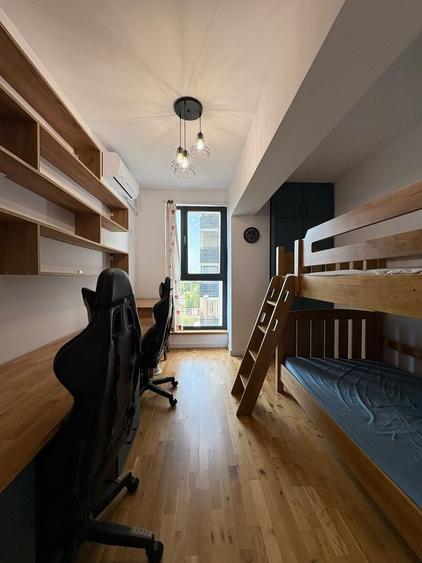Apartament cu 3 camere decomandat, mobilat în Iancu Nicolae