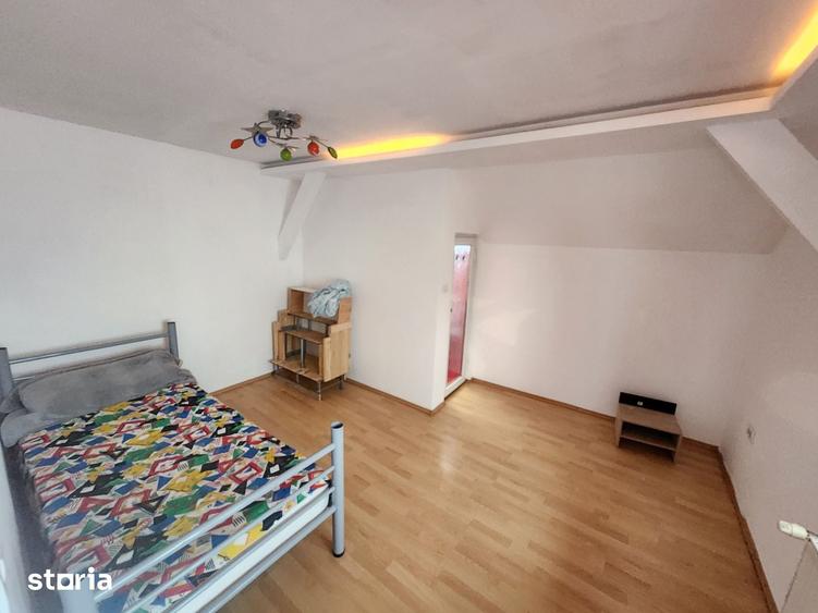 Apartament cu 5 camere în Elisabetin