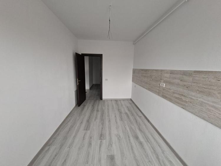 Apartament cu 2 camere decomandat în Sânpetru