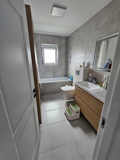 Casă cu Teren 650 Mp în Hărman