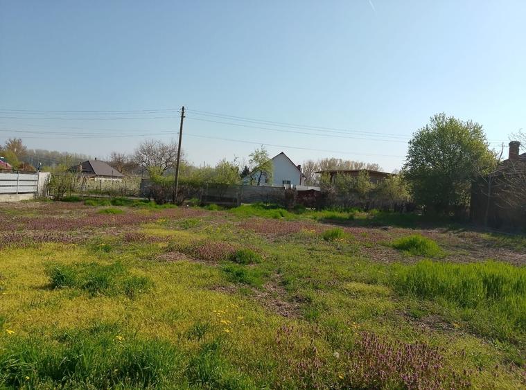 Teren de 450 mp, în Obedin