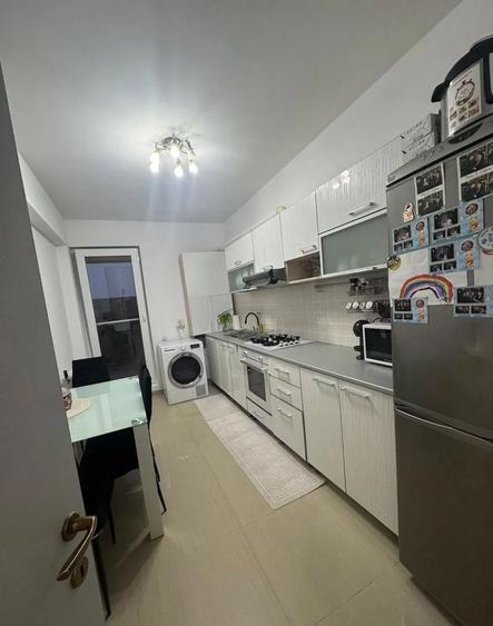 Apartament cu 2 camere decomandat, mobilat în Prelungirea Ghencea