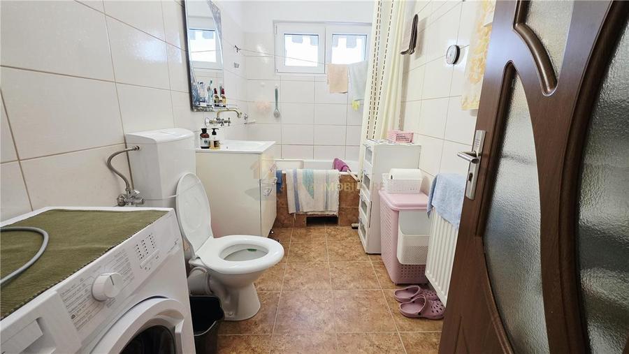 Apartament cu 4 camere decomandat, mobilat în Mănăștur