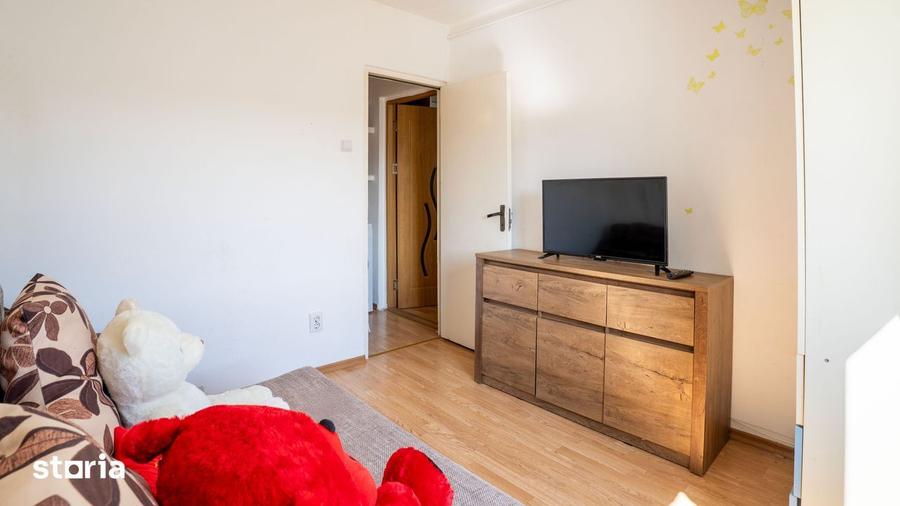 Apartament cu 2 camere semidecomandat, mobilat în Electroprecizia