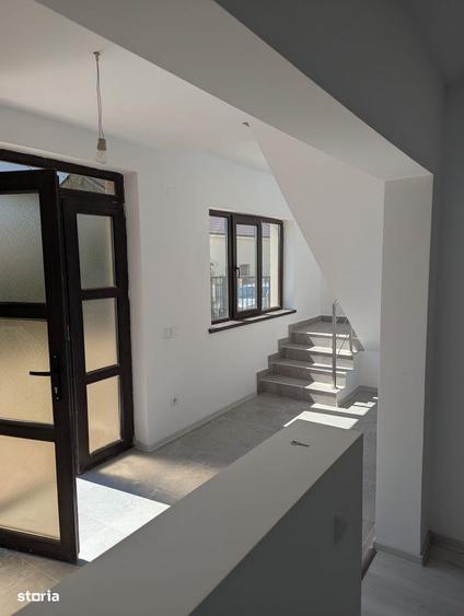 Casă cu 4 camere cu Teren 352 Mp în Valu lui Traian