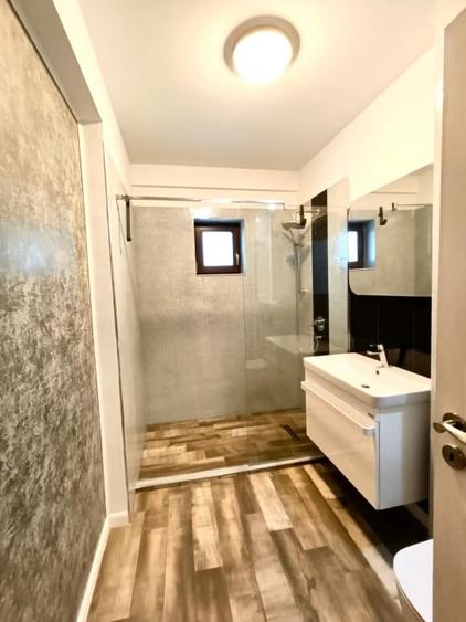 Proprietar închiriez apartament 2 camere parcare inclusă, zona Sisesti - 7