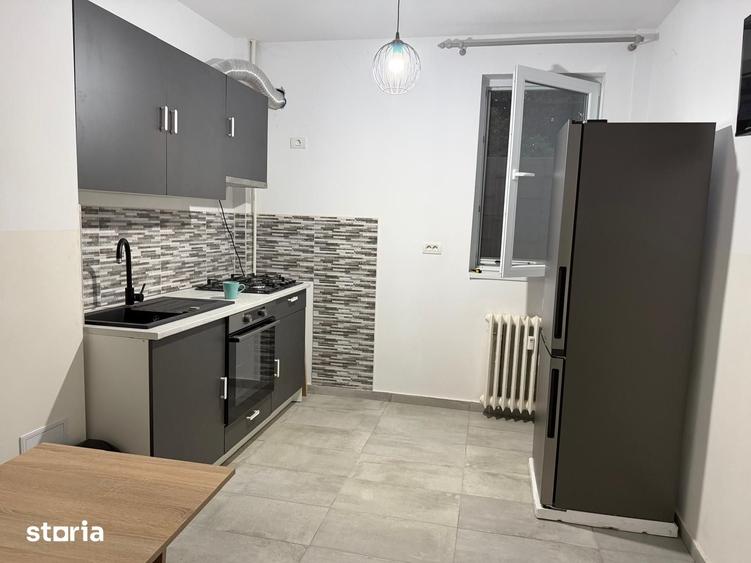 Garsoniera mare renovata totul nou. - 10