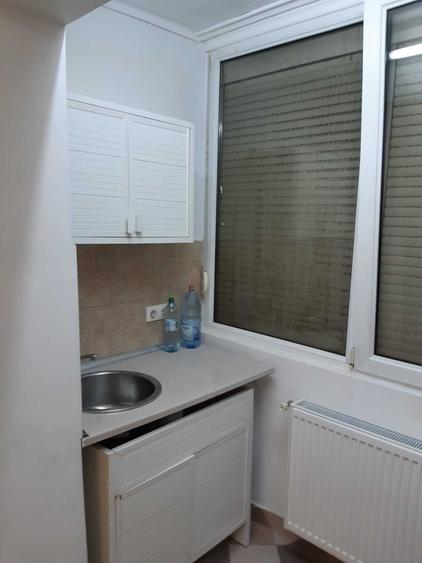 Ofer spre inchiriere apartament o camera - 2