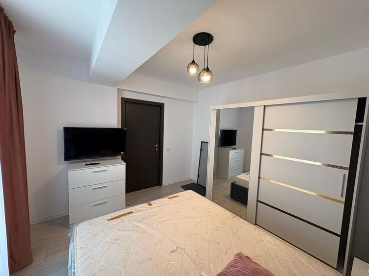 Apartament cu 2 camere semidecomandat, mobilat în Drumul Taberei