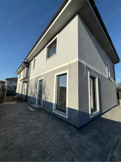 Casă cu Teren 250 Mp în Central