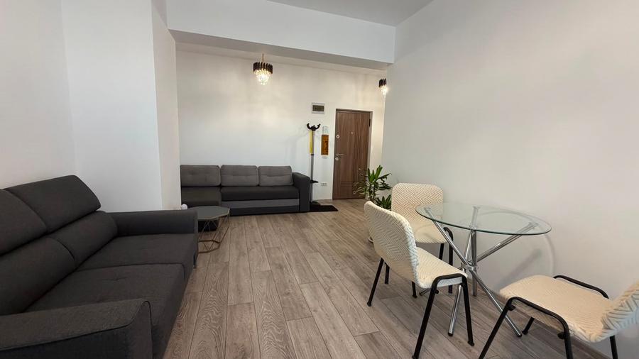 Apartament cu 2 camere decomandat în Arcu
