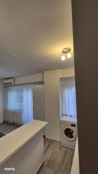 Garsonieră decomandată în Tineretului