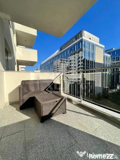 Apartament cu 3 camere semidecomandat în Domenii