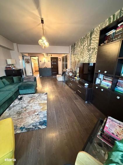 Apartament cu 3 camere în Unirii