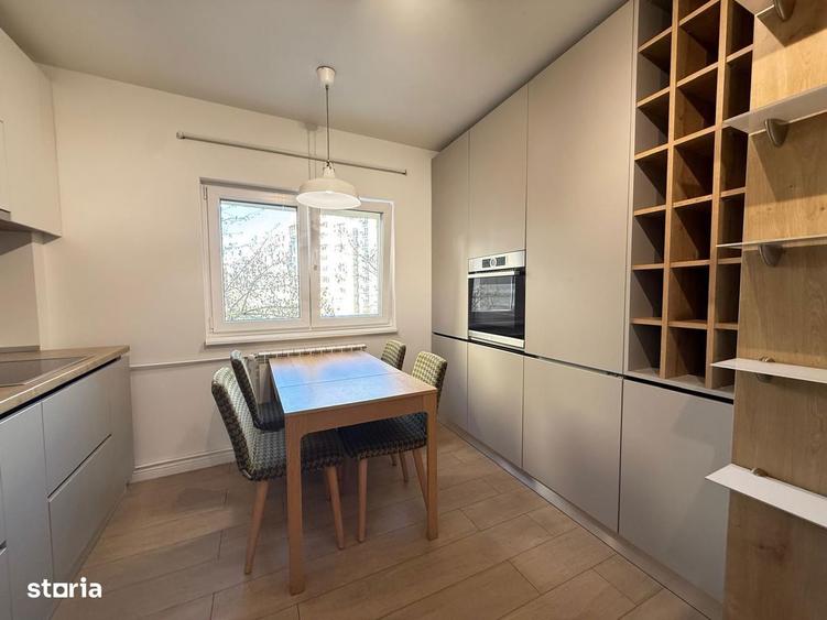 Apartament cu 3 camere, mobilat în Nerva Traian