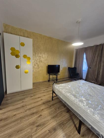 Garsonieră semidecomandată în Central