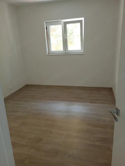 Duplex in sectorul 4 - 2