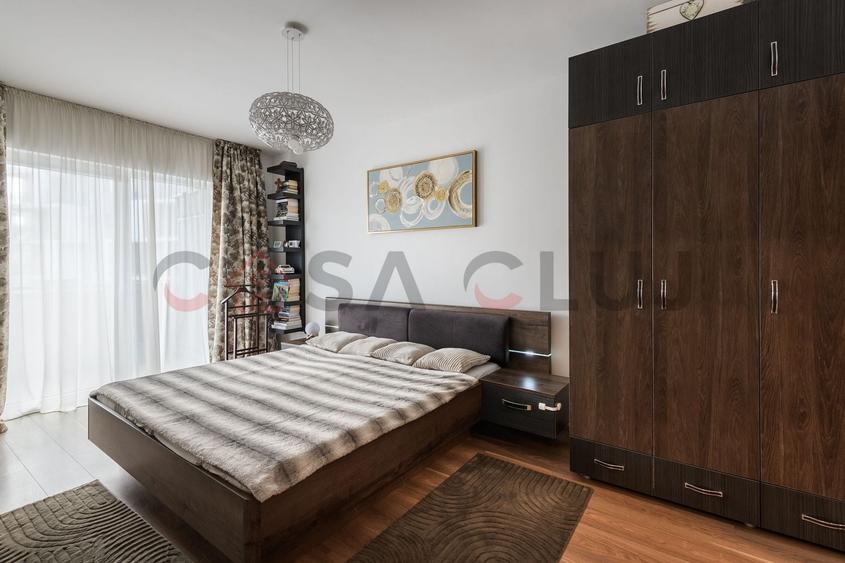 Apartament cu 3 camere semidecomandat, mobilat în Bună Ziua
