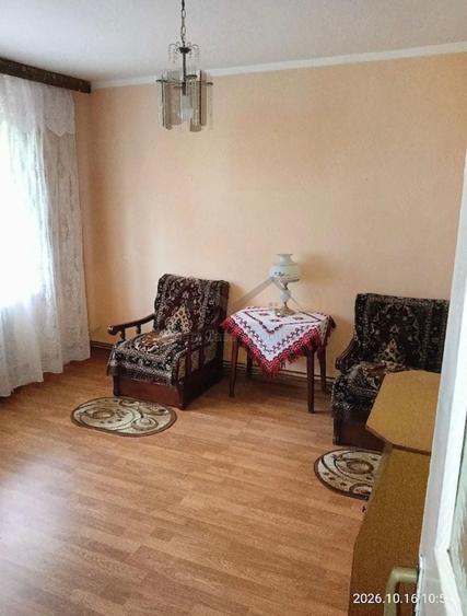 Apartament cu 2 camere decomandat în Nicolina