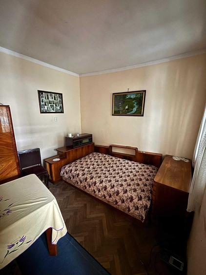 Casă cu 2 camere în Central