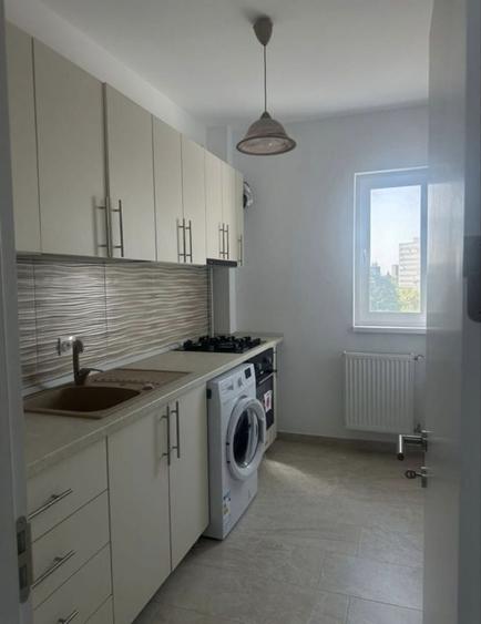 Apartament cu 2 camere decomandat în Crișan