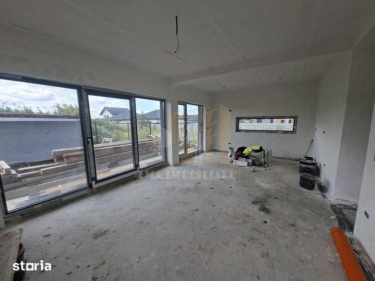 Casă cu 4 camere decomandat cu Teren 417 Mp în Tărlungeni