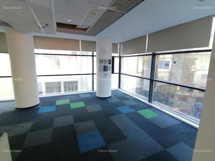 Birou, de 225 mp, în Universitate