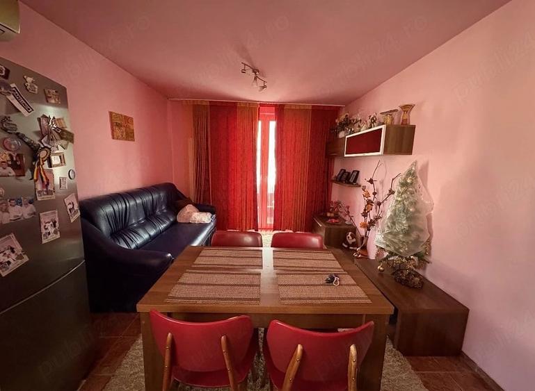 Apartament cu 3 camere decomandat în Ultracentral