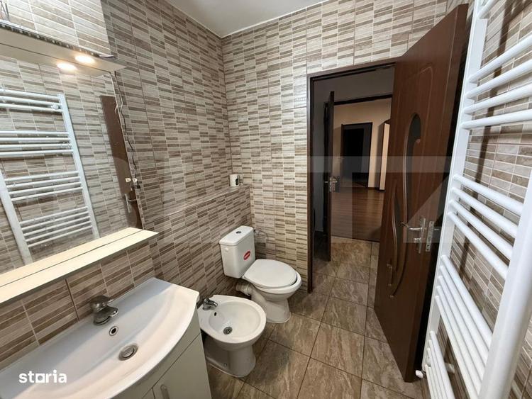 Apartament cu 2 camere decomandat în Ulmi