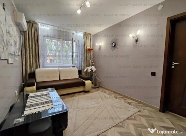 Apartament cu 3 camere semidecomandat în Florilor