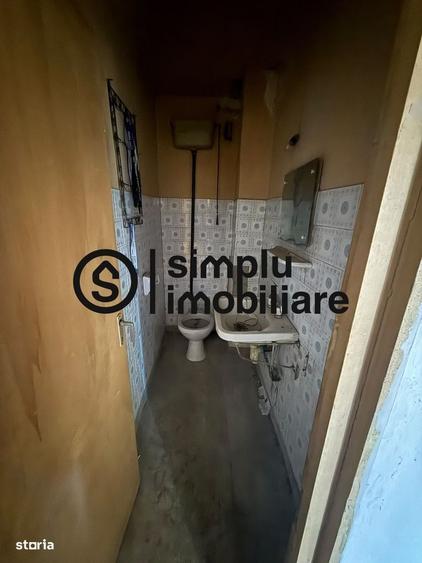 Apartament cu 3 camere decomandat în Valea Rosie