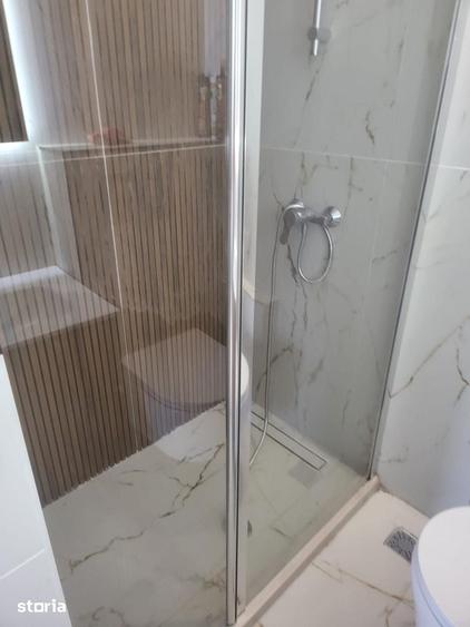 Apartament cu 2 camere decomandat în Titan — fotografia 1