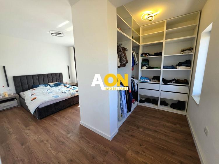Casă individuală cu 3 camere cu Canalizare în Cetate