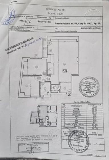 Apartament cu 3 camere decomandat, mobilat în Polonă