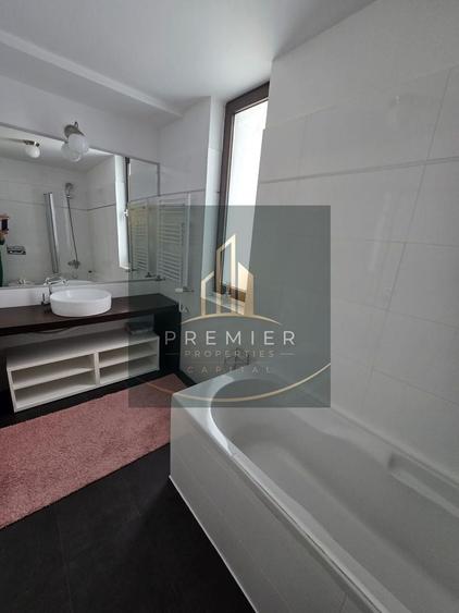 Apartament cu 4 camere decomandat în Herăstrău
