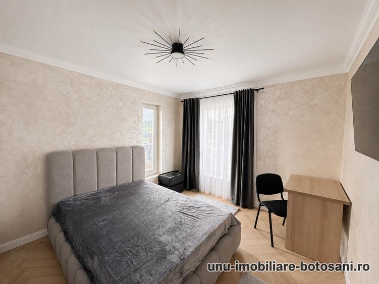 Casă cu 4 camere cu Teren 250 Mp în Periferie
