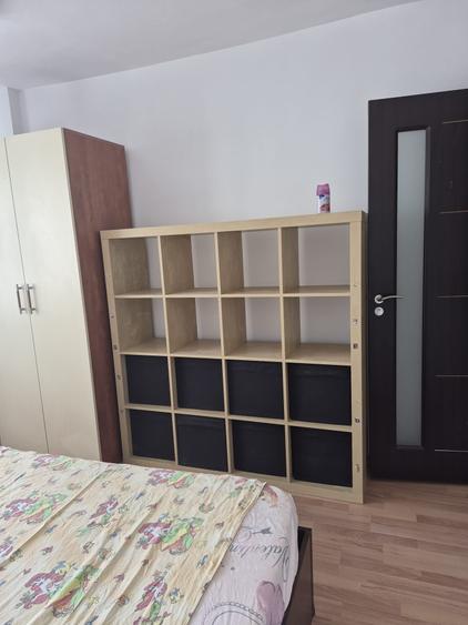 Apartament cu 3 camere decomandat în Brâncoveanu