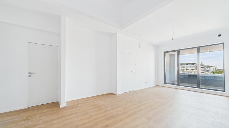 Apartament cu 2 camere semidecomandat în Grivița