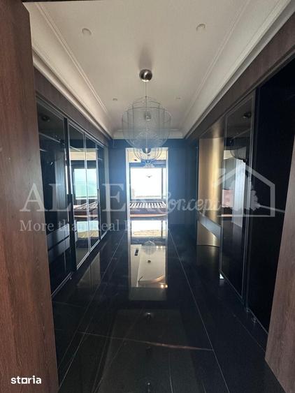 Apartament cu 5 camere în Nord