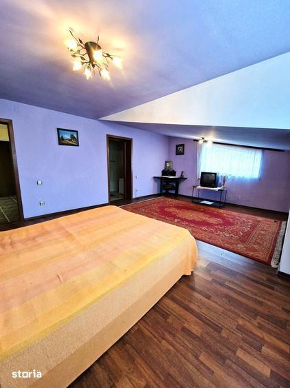 Casa de vanzare S+P+M , Tei? la 5 minute de Targovi?te - 11