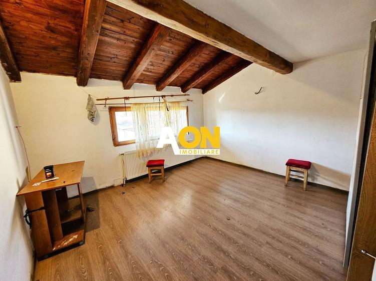 Duplex cu 4 camere cu Canalizare în Cetate