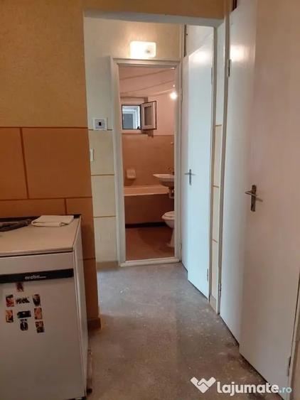 Apartament 2 camere dec Micro 17,etaj 2 - 1