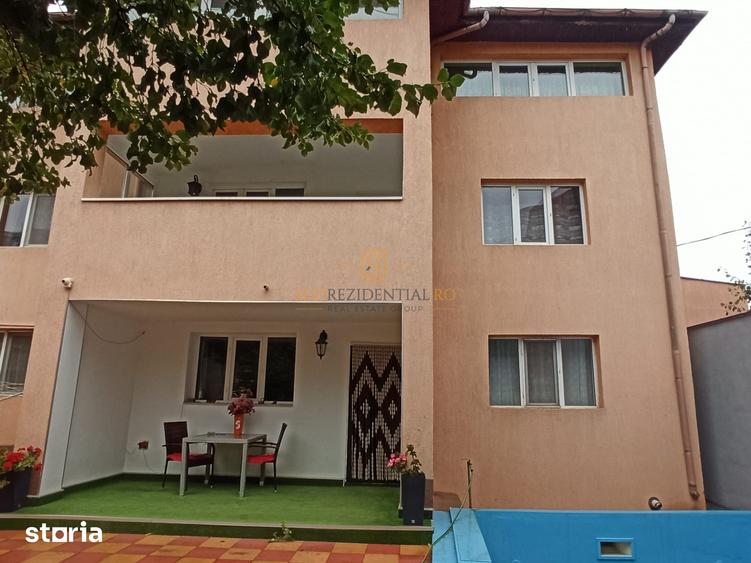 Casă cu 6 camere cu Teren 450 Mp în Dristor