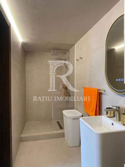 Apartament cu 3 camere decomandat, mobilat în Ultracentral