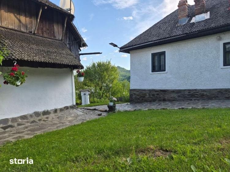 Casă cu 3 camere cu Teren 2250 Mp în Cerașu