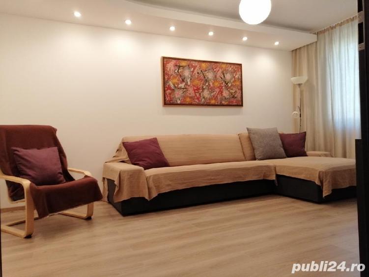 Apartament cu 4 camere decomandat în Apusului
